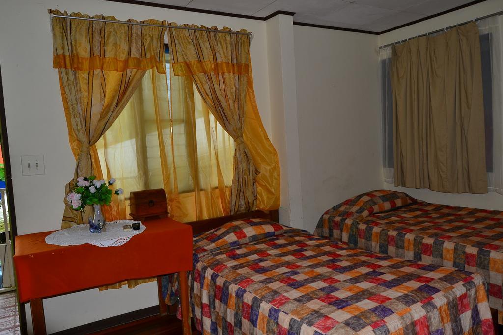 Hotel Sierpe River Phòng bức ảnh