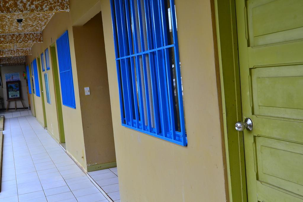 Hotel Sierpe River Ngoại thất bức ảnh