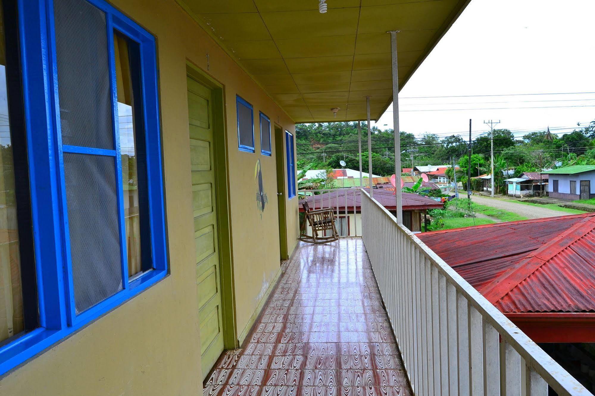 Hotel Sierpe River Ngoại thất bức ảnh